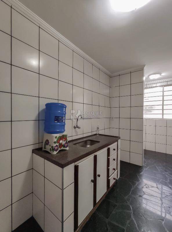 Apartamento à venda no bairro Vila Paulista: Cozinha
