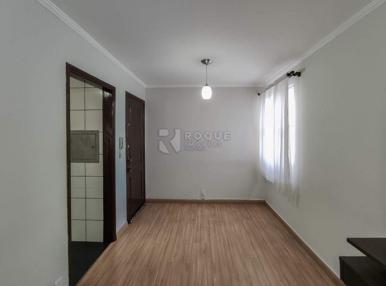 Apartamento à venda no bairro Vila Paulista: Sala 