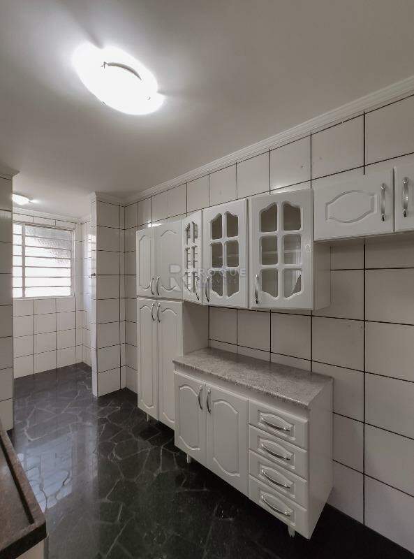 Apartamento à venda no bairro Vila Paulista: Cozinha