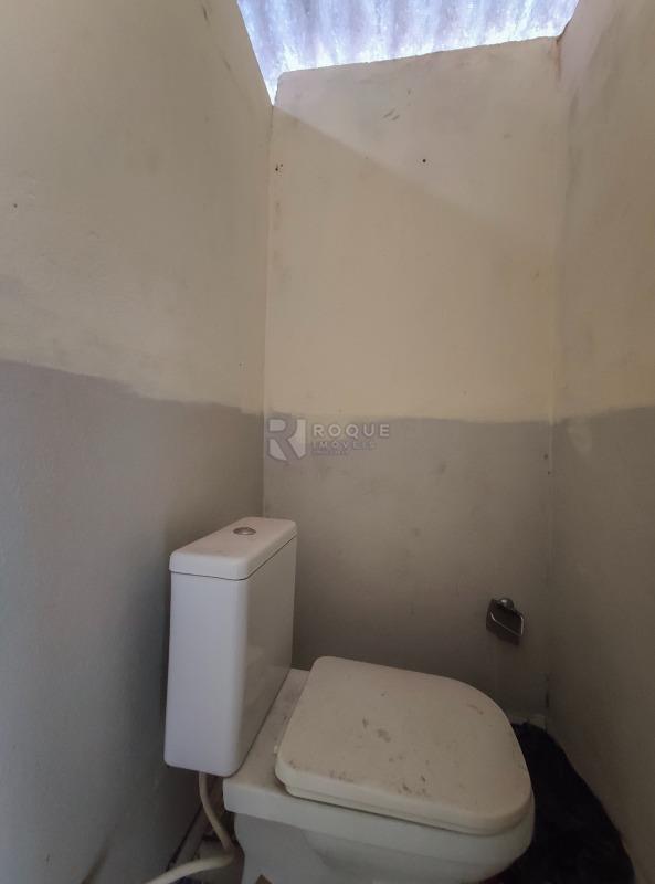 Salão para aluguel no bairro Parque Residencial Belinha Ometto: WC externo 