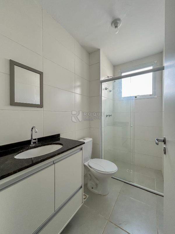 Apartamento para aluguel no bairro Jardim Santa Adélia: WC social