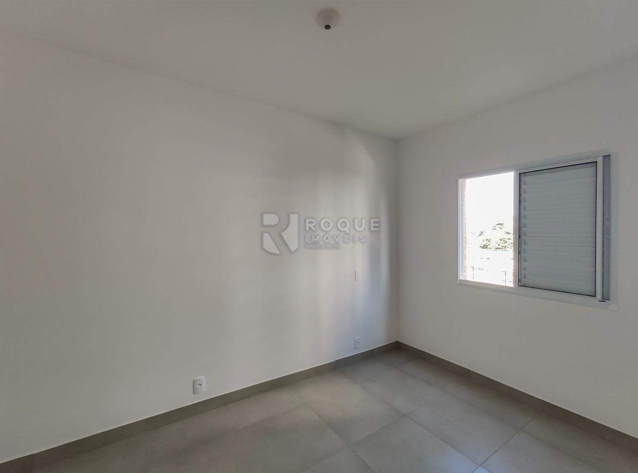 Apartamento para aluguel no bairro Jardim Santa Adélia: Dormitório 2
