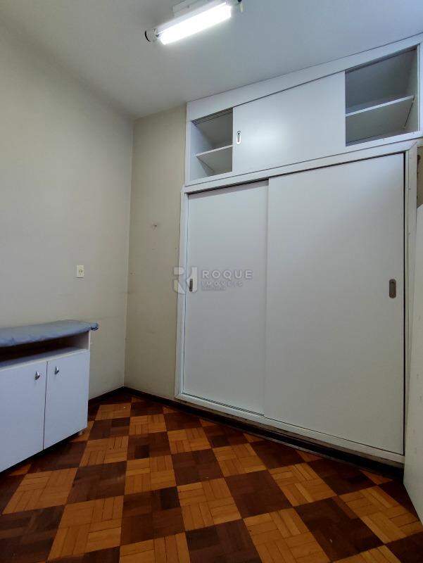 Casa Residencial à venda no bairro Centro: 