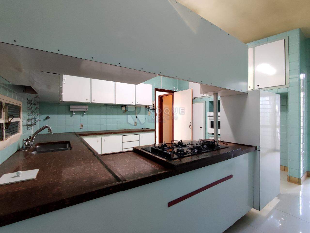 Casa Residencial à venda no bairro Centro: