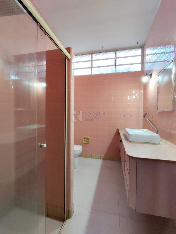 Casa Residencial à venda no bairro Centro: 