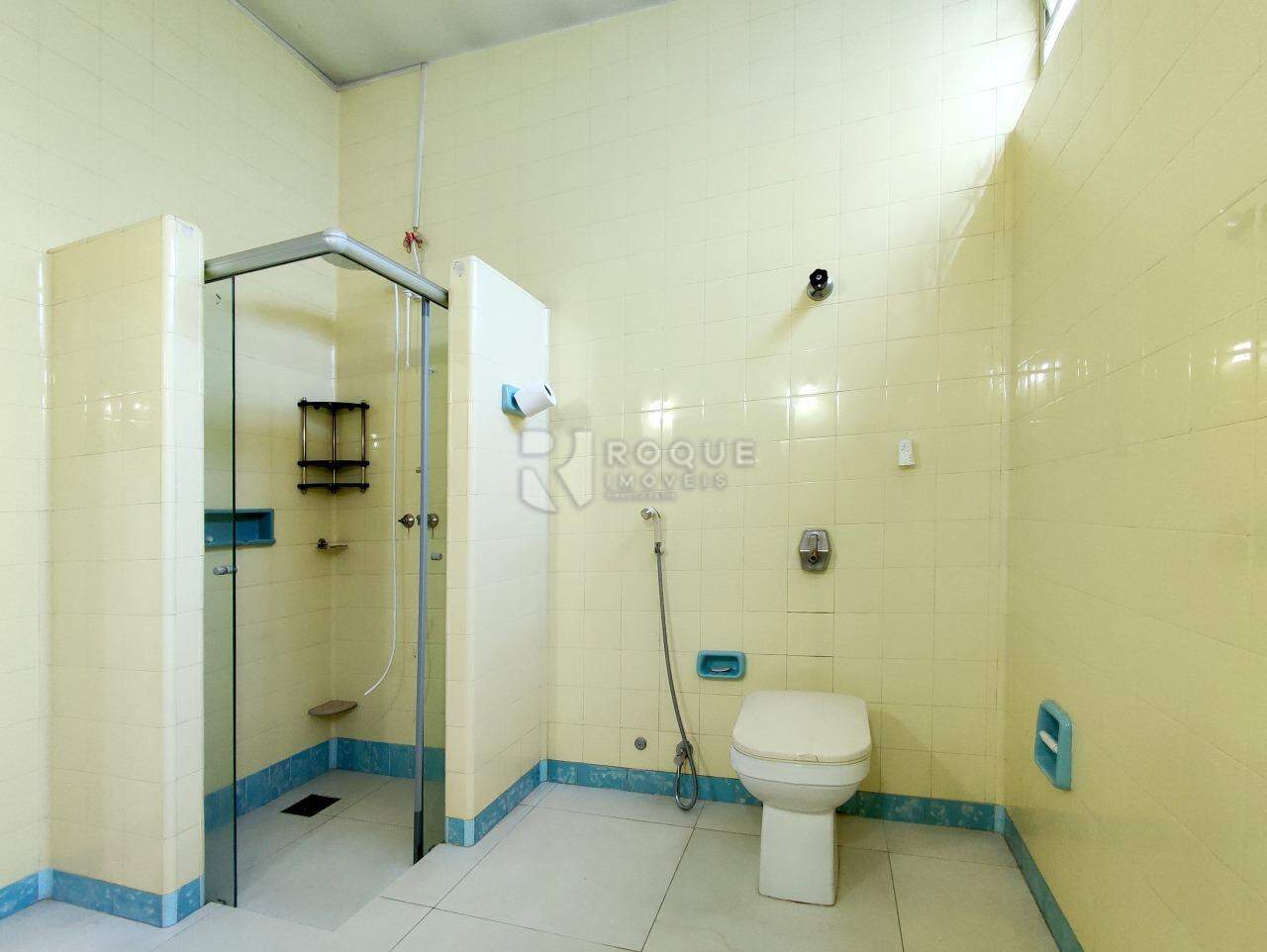 Casa Residencial à venda no bairro Centro: 