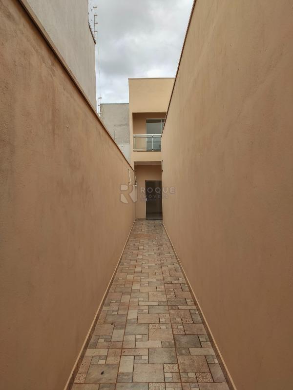 Casa Residencial para aluguel no bairro Residencial Palmeira Real: Corredor de acesso 