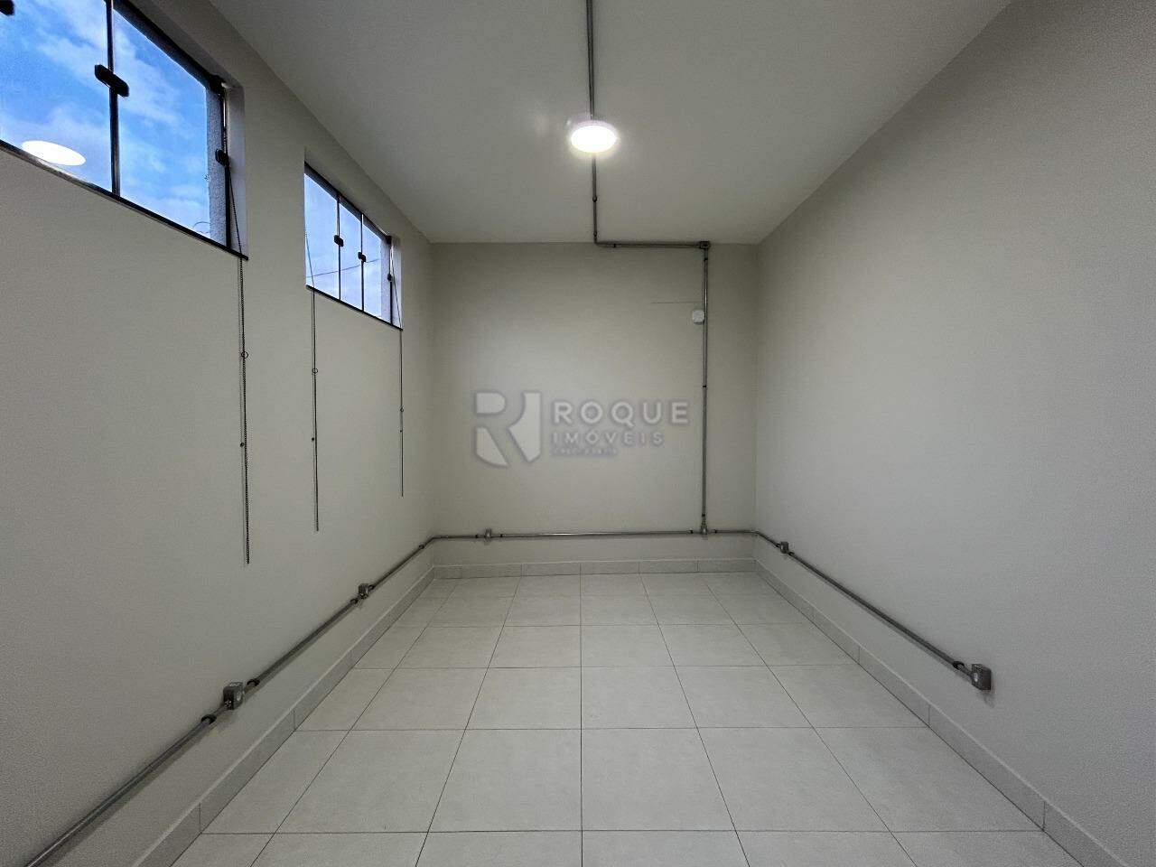 Barracão/Galpão para aluguel no bairro Jardim Marajoara: Sala 2
