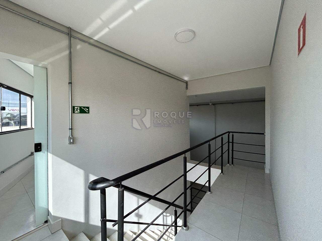 Barracão/Galpão para aluguel no bairro Jardim Marajoara: Hall segundo andar