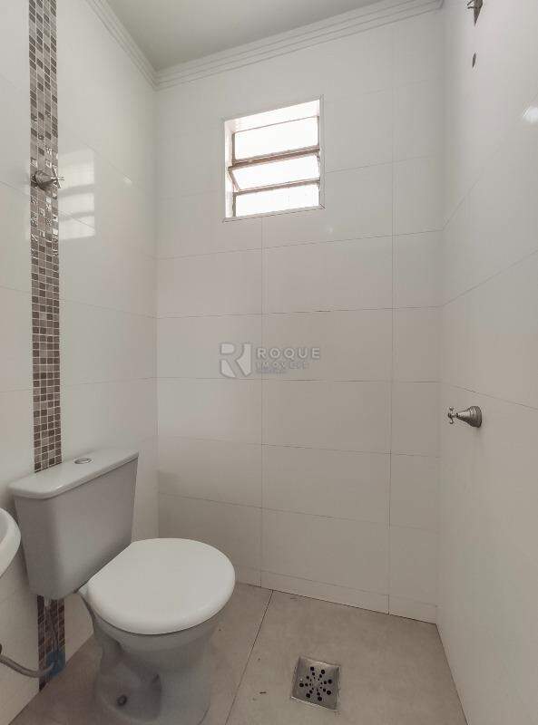 Casa Residencial para aluguel no bairro Jardim Paulista: WC social 