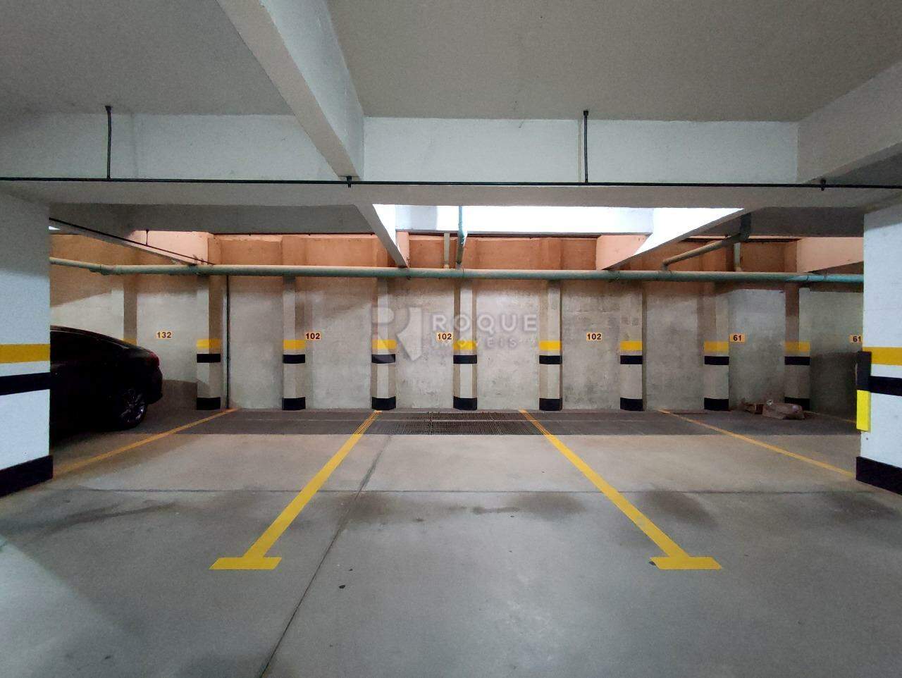 Apartamento à venda no bairro Centro: 3 VAGAS DE GARAGEM