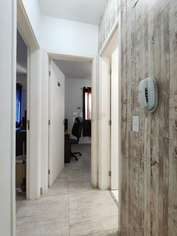 Apartamento à venda no bairro Residencial Rubi: CORREDOR INTERNO
