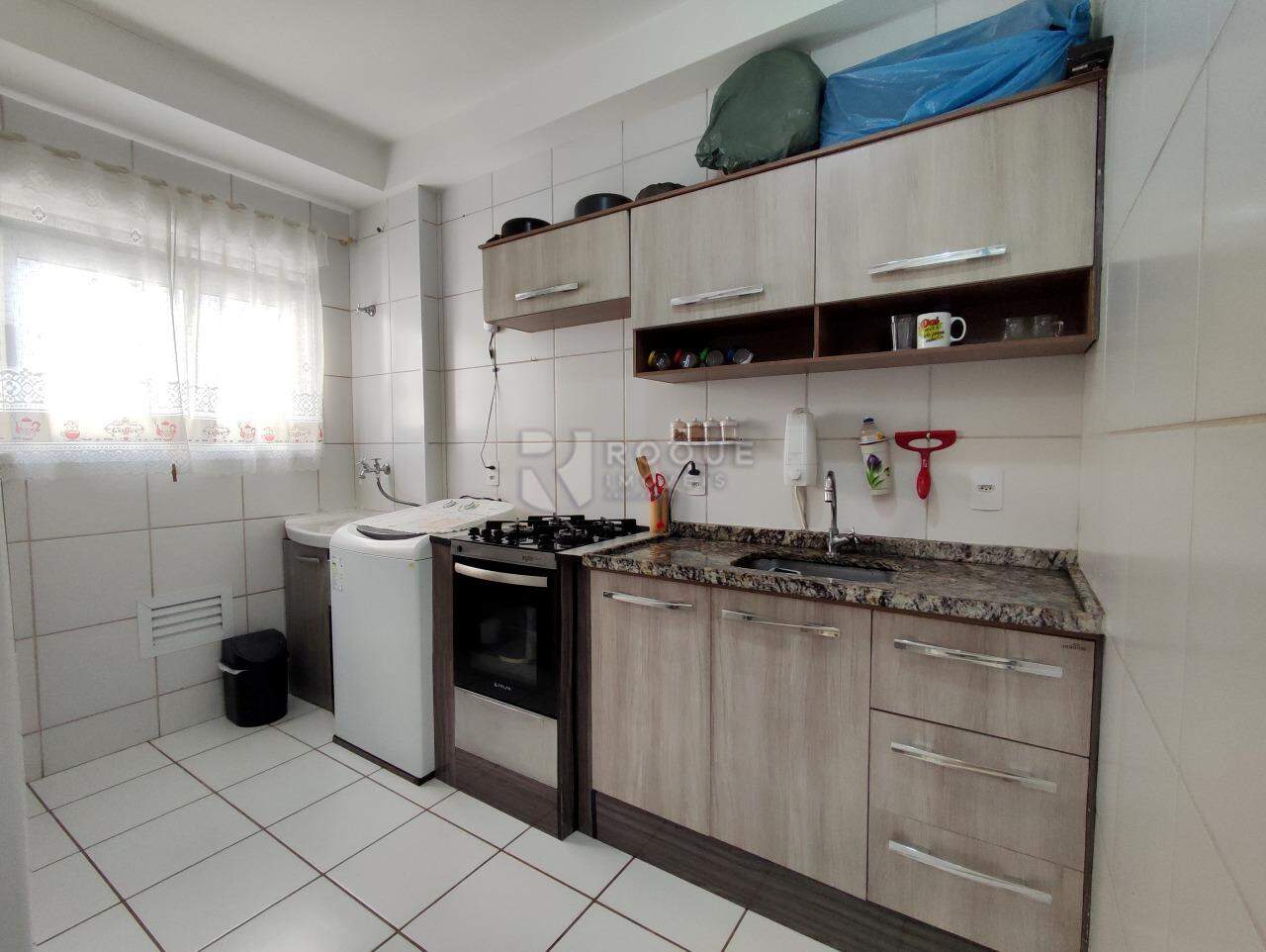 Apartamento à venda no bairro Residencial Rubi: COZINHA