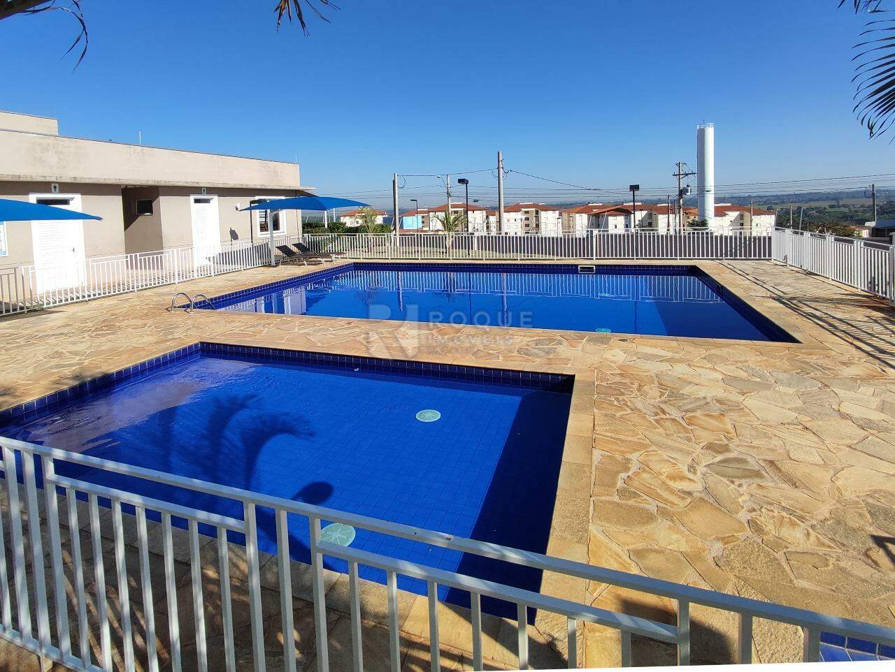 Apartamento à venda no bairro Residencial Rubi: PISCINAS