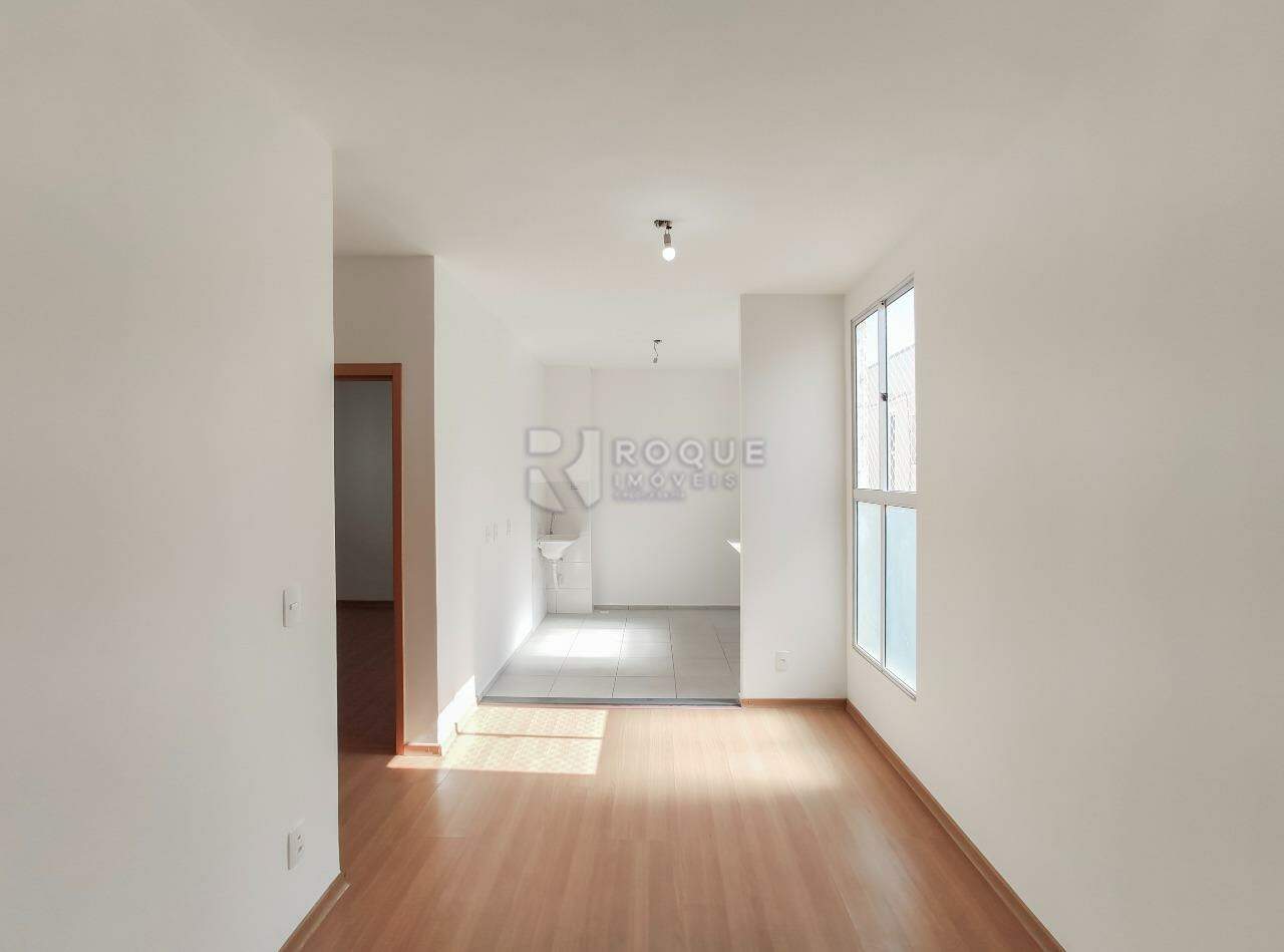 Apartamento para aluguel no bairro Fazenda Duas Barras: Sala 