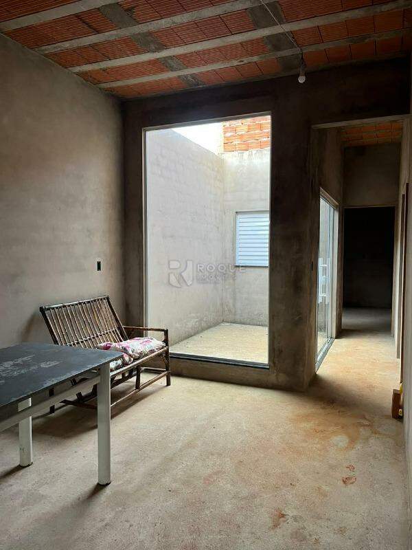 Casa Residencial à venda no bairro JARDIM DO BOSQUE: 