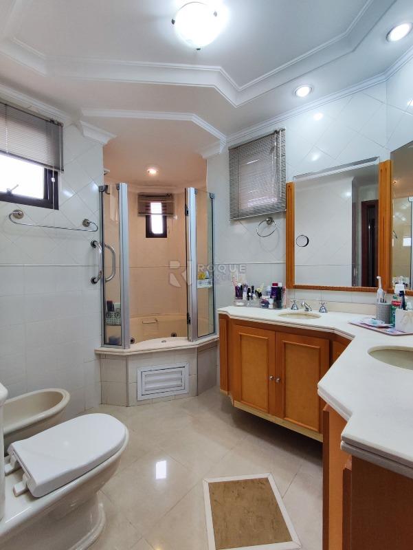 Apartamento à venda no bairro Centro: WC SUÍTE
