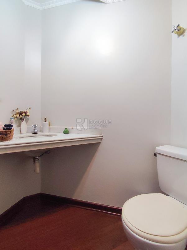 Apartamento à venda no bairro Centro: LAVABO