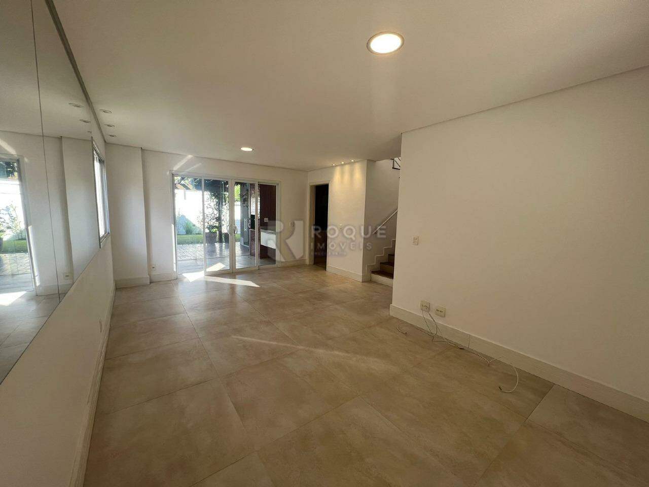 Casa em condomínio à venda no bairro Jardim Montezuma: SALA SOCIAL