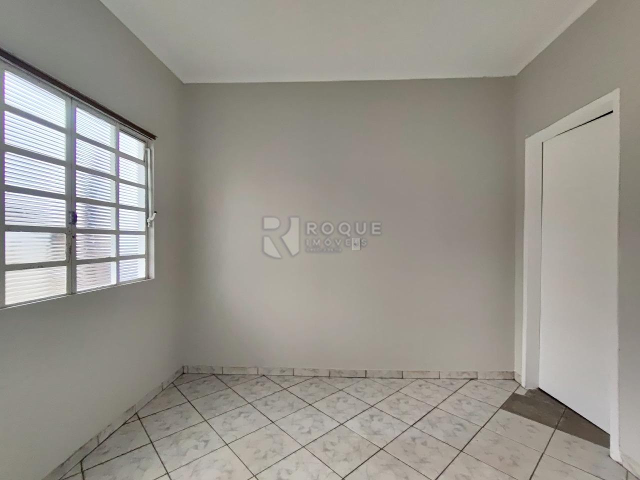 Casa Residencial para aluguel no bairro Vila Esteves: Sala 