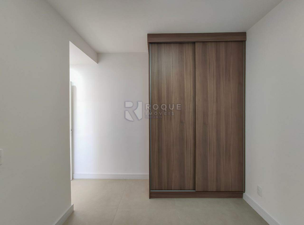 Apartamento para aluguel no bairro Jardim Senador Vergueiro: Dormitório 2 suíte 