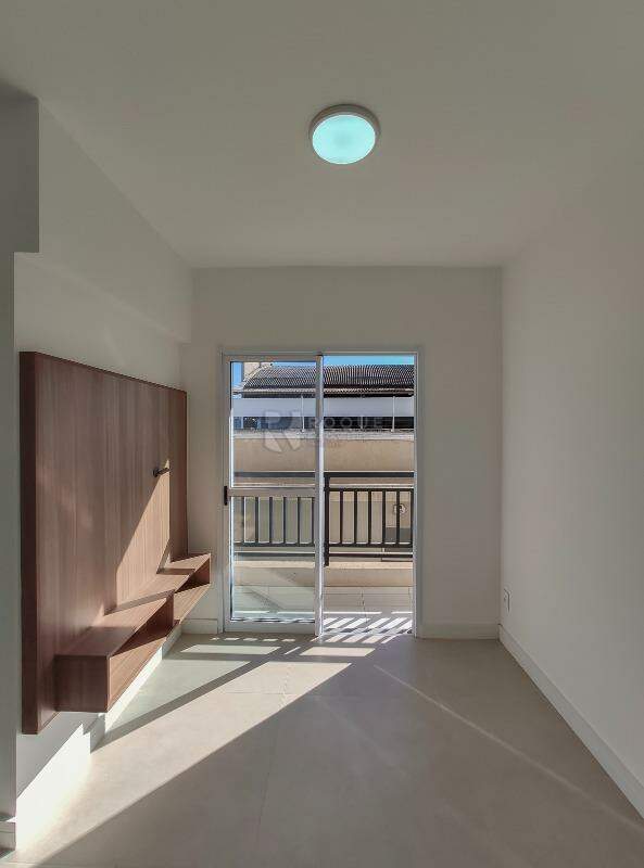 Apartamento para aluguel no bairro Jardim Senador Vergueiro: Sala 