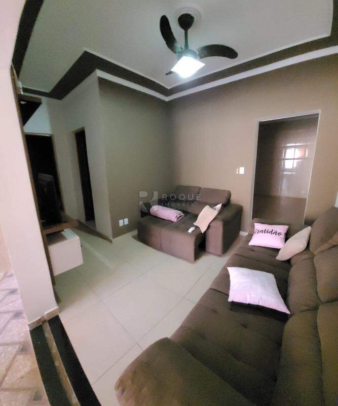 Casa Residencial à venda no bairro Jardim Residencial Alto do Flamboyant: Sala - Casa Térrea