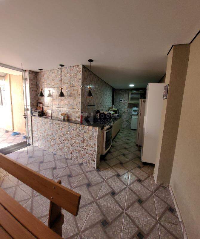 Casa Residencial à venda no bairro Jardim Residencial Alto do Flamboyant: Cozinha - Casa Térrea