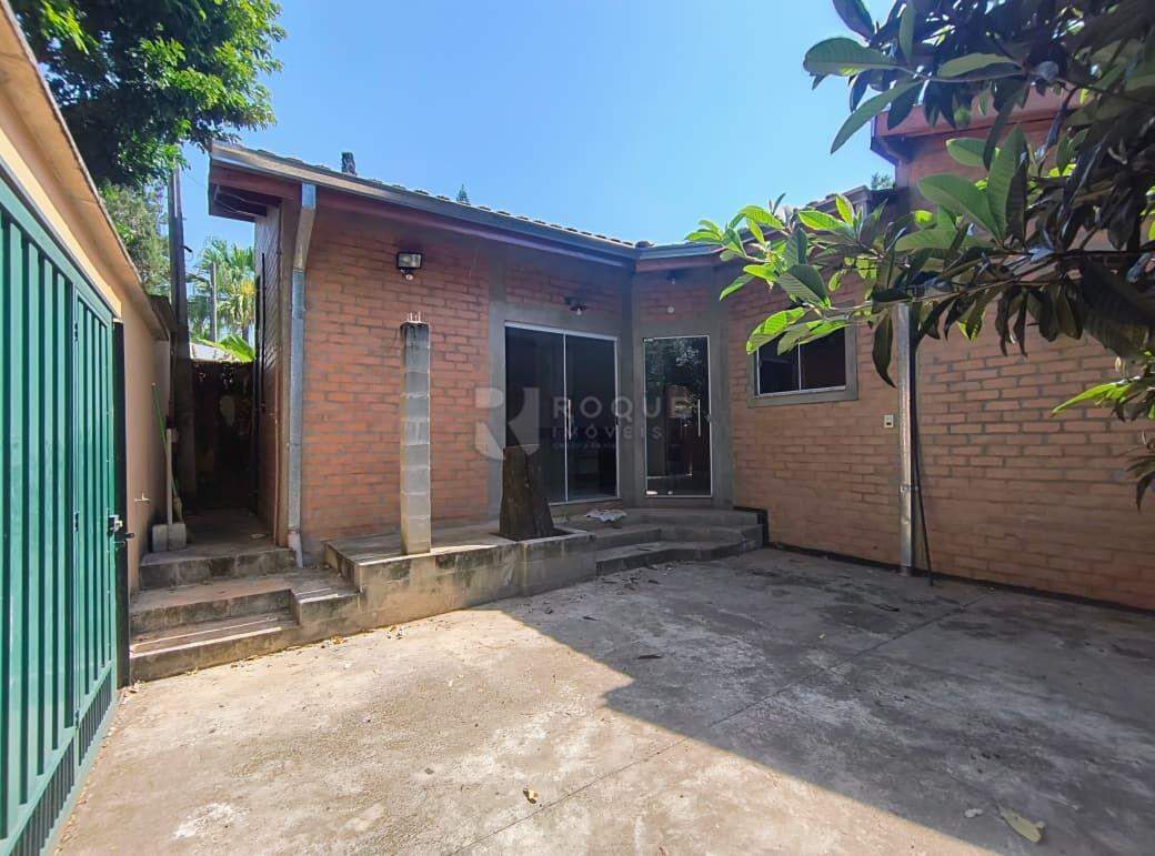 Casa em condomínio para aluguel no bairro Jardim Itapoã: Garagem