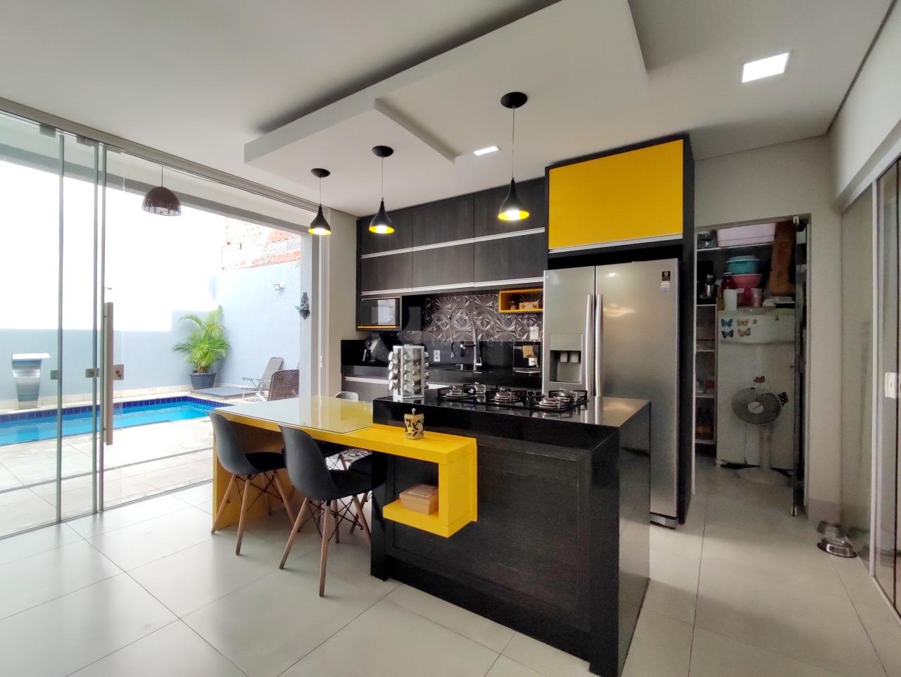 Casa Residencial à venda no bairro Jardim dos Jequitibás: COZINHA