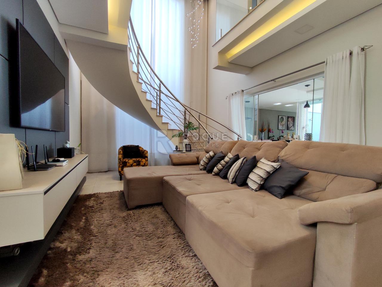 Casa Residencial à venda no bairro Jardim dos Jequitibás: SALA DE TV