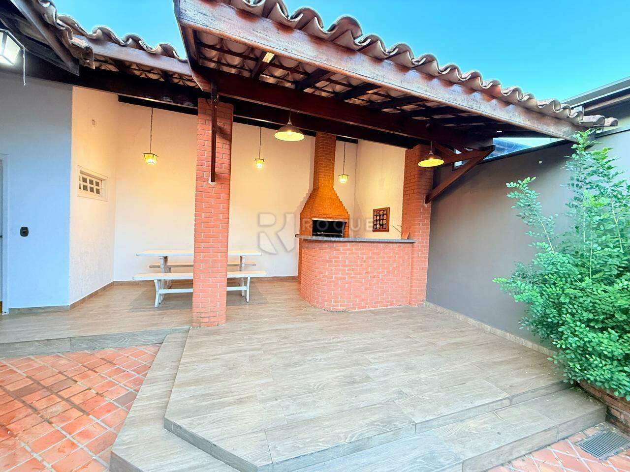 Casa em condomínio para aluguel no bairro Jardim Residencial Monsenhor Rossi: Churrasqueira