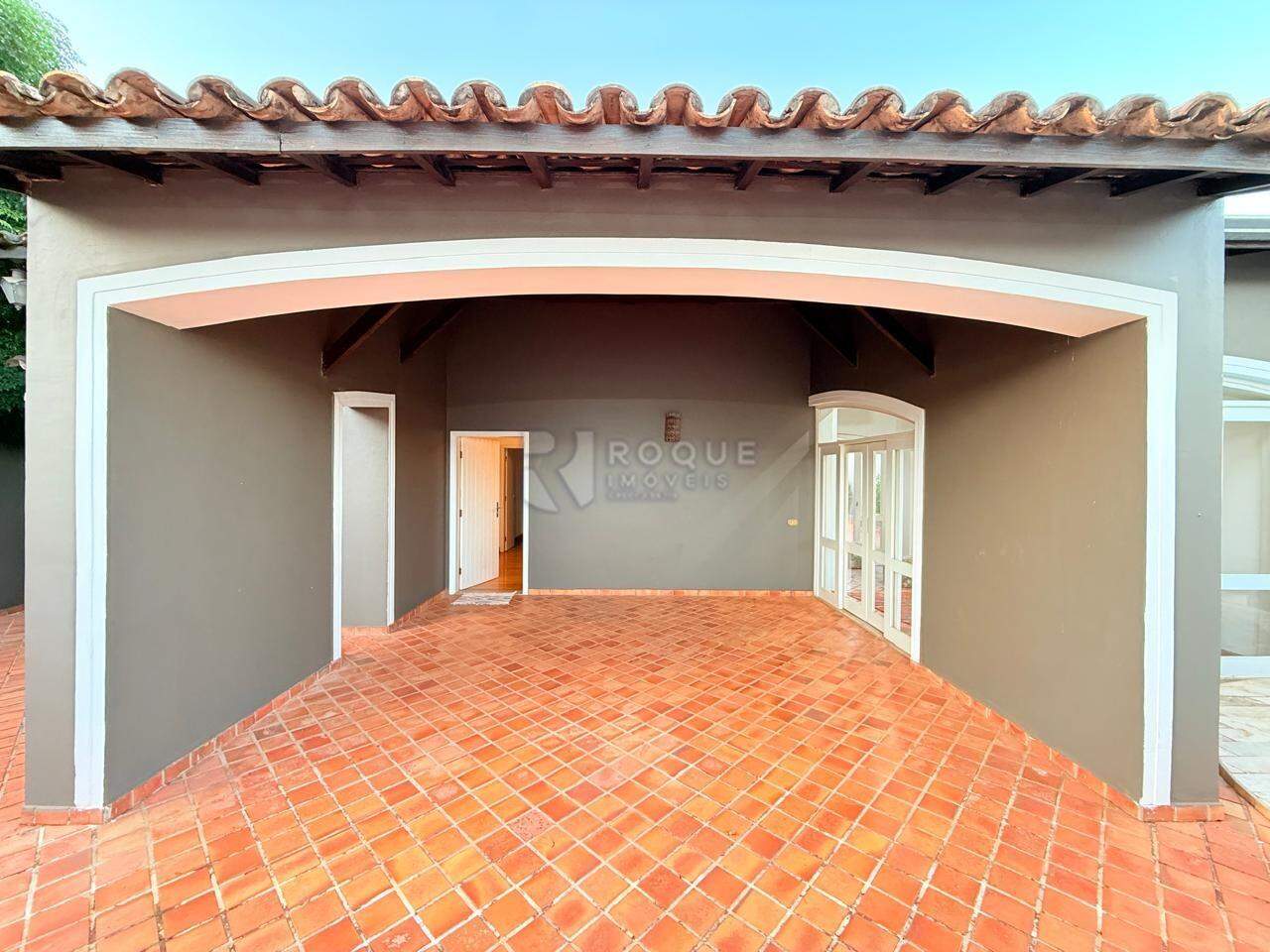 Casa em condomínio para aluguel no bairro Jardim Residencial Monsenhor Rossi: Garagem 