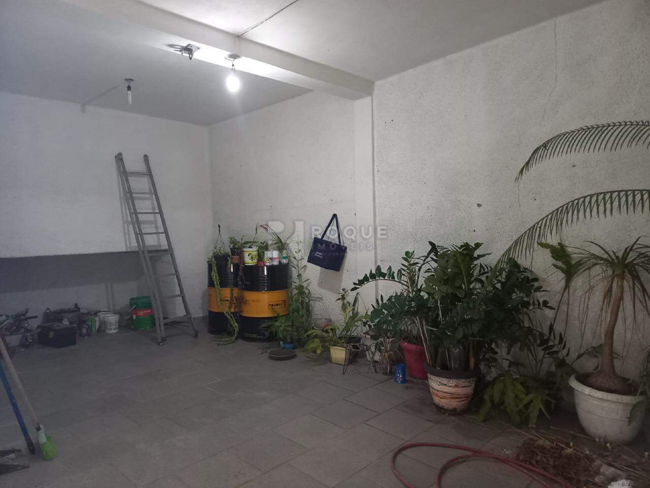 Casa Residencial para aluguel no bairro Parque Hippolyto: Garagem 
