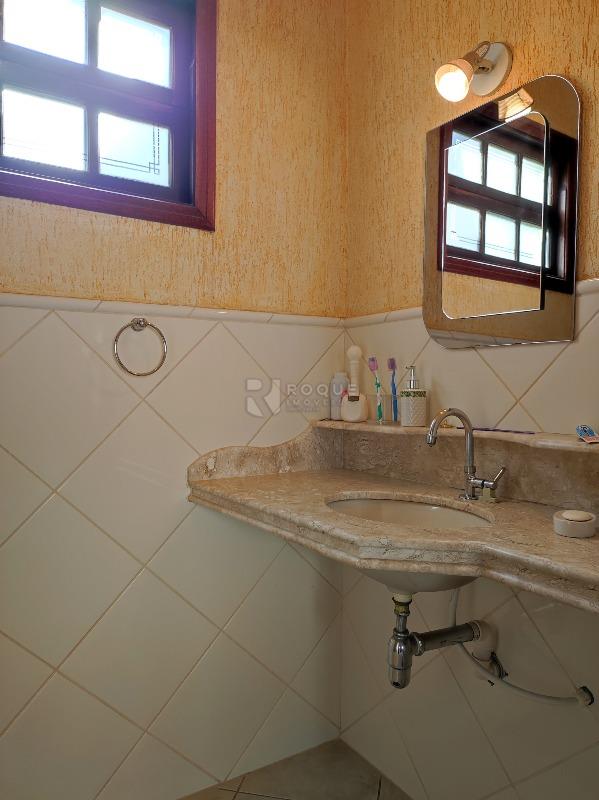 Casa Residencial à venda no bairro Vila Santa Lina: LAVABO