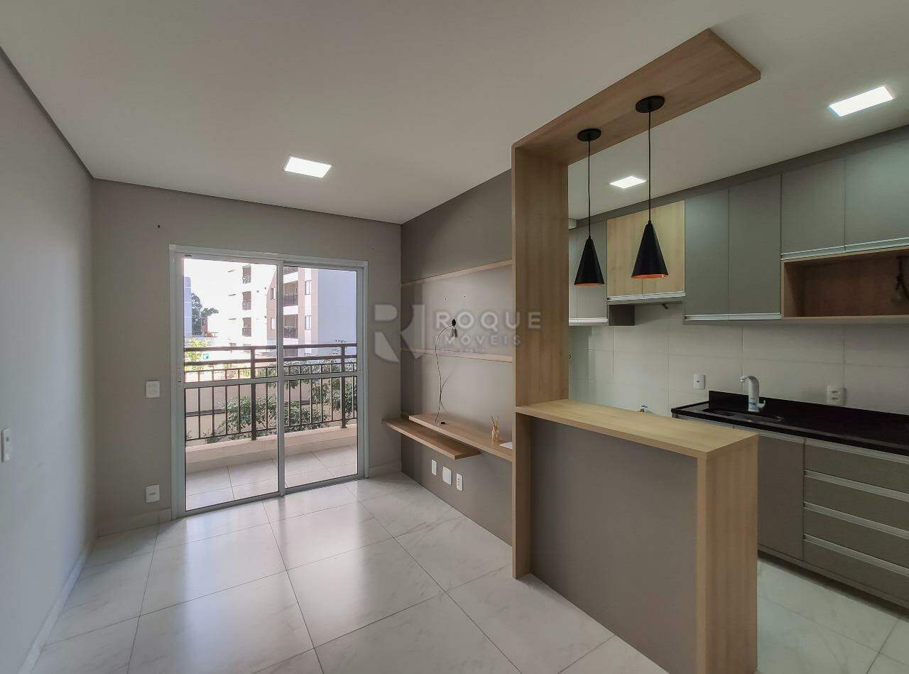 Apartamento para aluguel no bairro Jardim Santa Adélia: Sala 