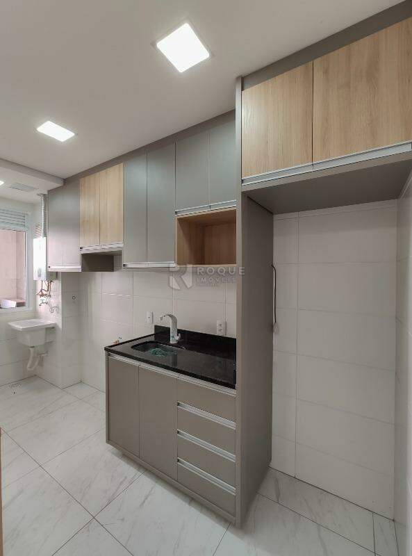 Apartamento para aluguel no bairro Jardim Santa Adélia: Cozinha