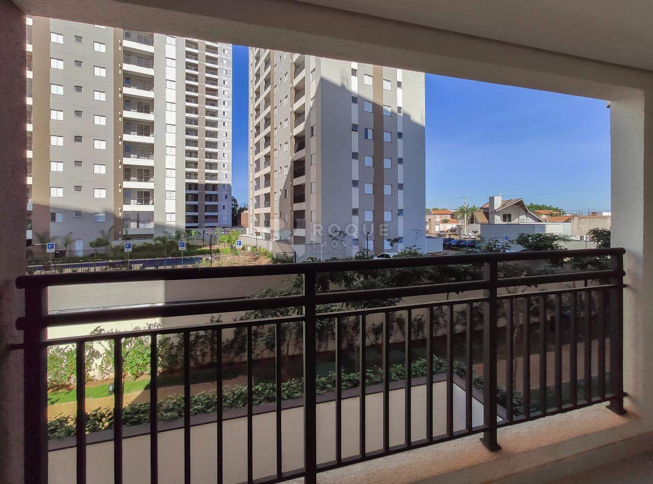 Apartamento para aluguel no bairro Jardim Santa Adélia: Sacada