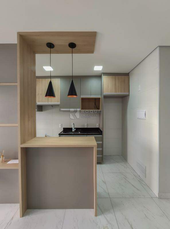 Apartamento para aluguel no bairro Jardim Santa Adélia: Sala / cozinha