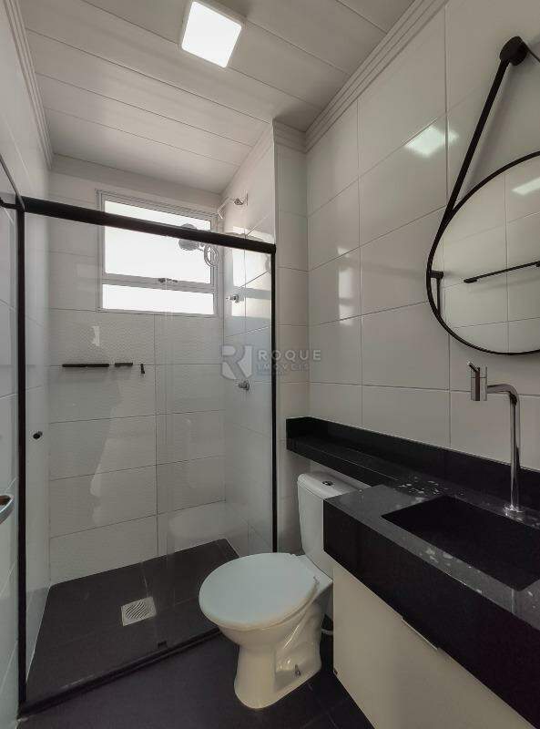 Apartamento para aluguel no bairro Graminha: WC social 