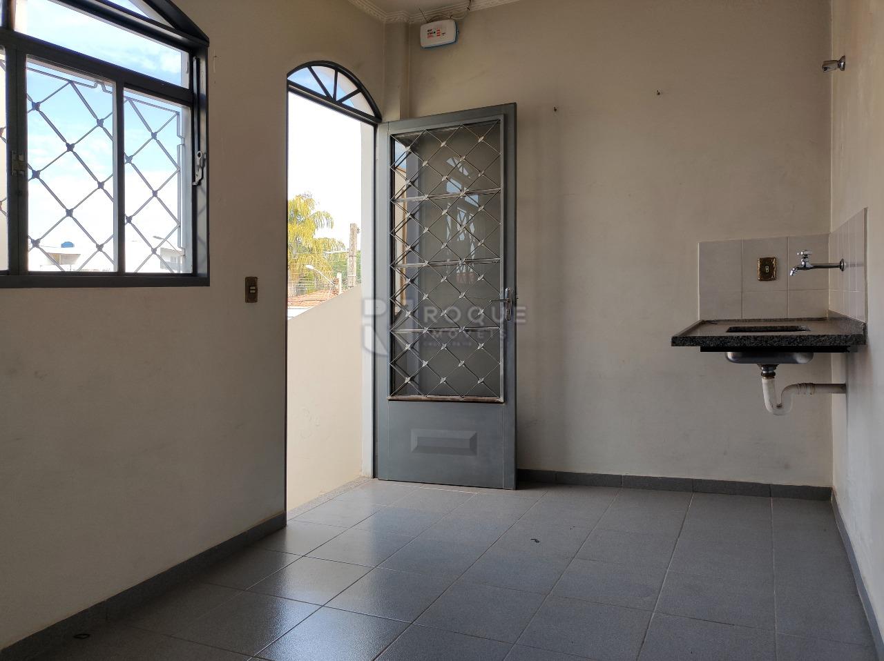 Casa Residencial à venda no bairro Boa Vista: COZINHA CASA FUNDOS