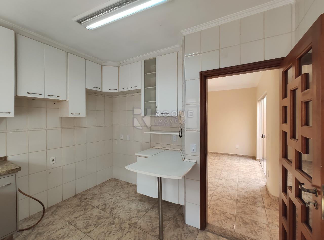 Casa Residencial para aluguel no bairro Vila Claudia: Cozinha 