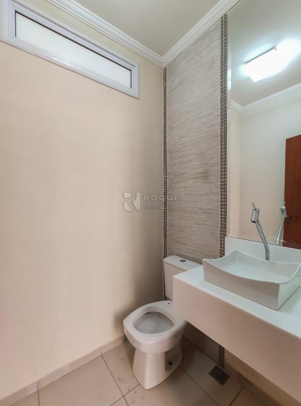 Casa Residencial para aluguel no bairro Vila Claudia: Lavabo 