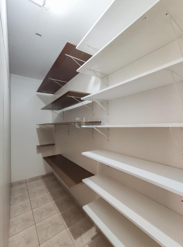 Casa Residencial para aluguel no bairro Vila Claudia: Despensa 