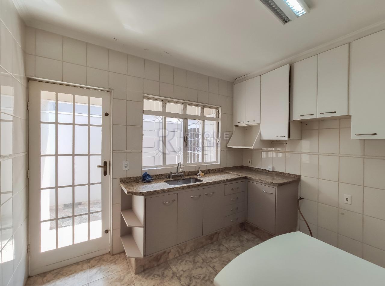 Casa Residencial para aluguel no bairro Vila Claudia: Cozinha 
