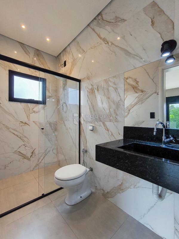 Casa em condomínio à venda no bairro Residenciais Fazenda Itapema: WC SUÍTE 1