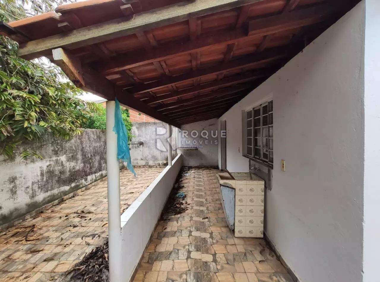 Casa Residencial à venda no bairro Parque Nossa Senhora das Dores: LAVANDERIA