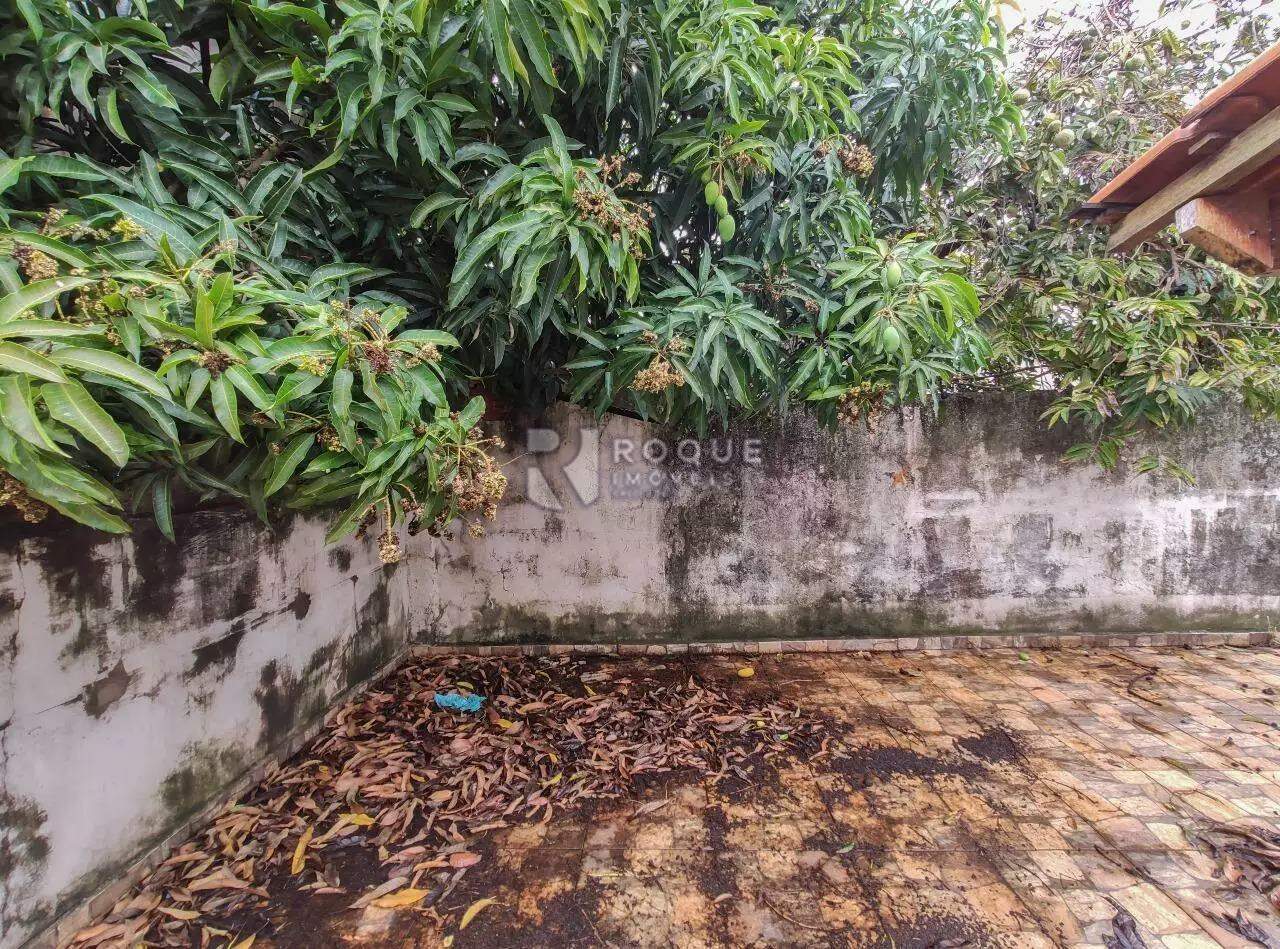 Casa Residencial à venda no bairro Parque Nossa Senhora das Dores: QUINTAL