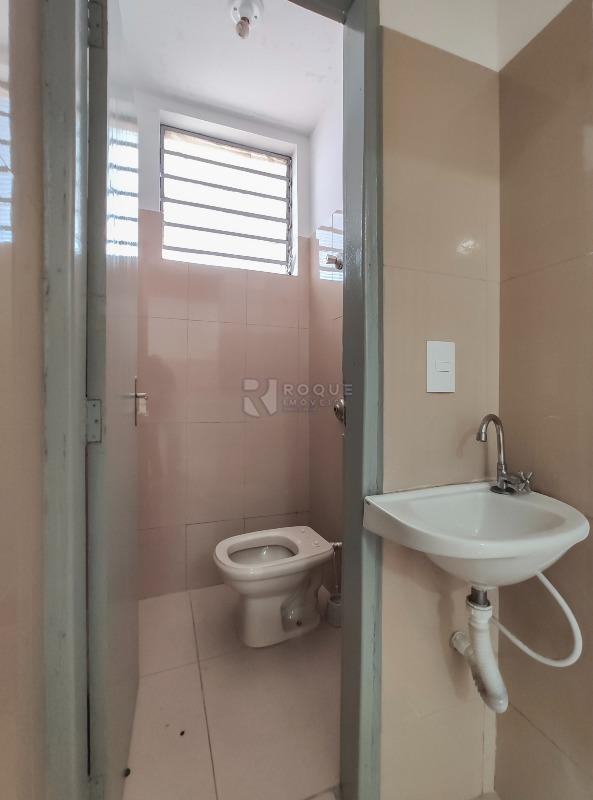 Salão para aluguel no bairro Jardim Nereide: WC social 
