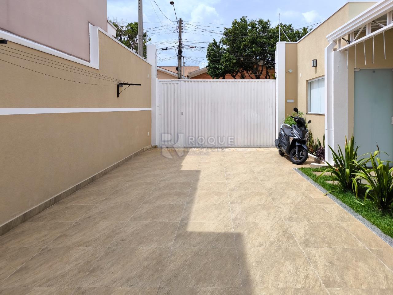 Casa Residencial à venda no bairro Jardim Parque Novo Mundo: GARAGEM
